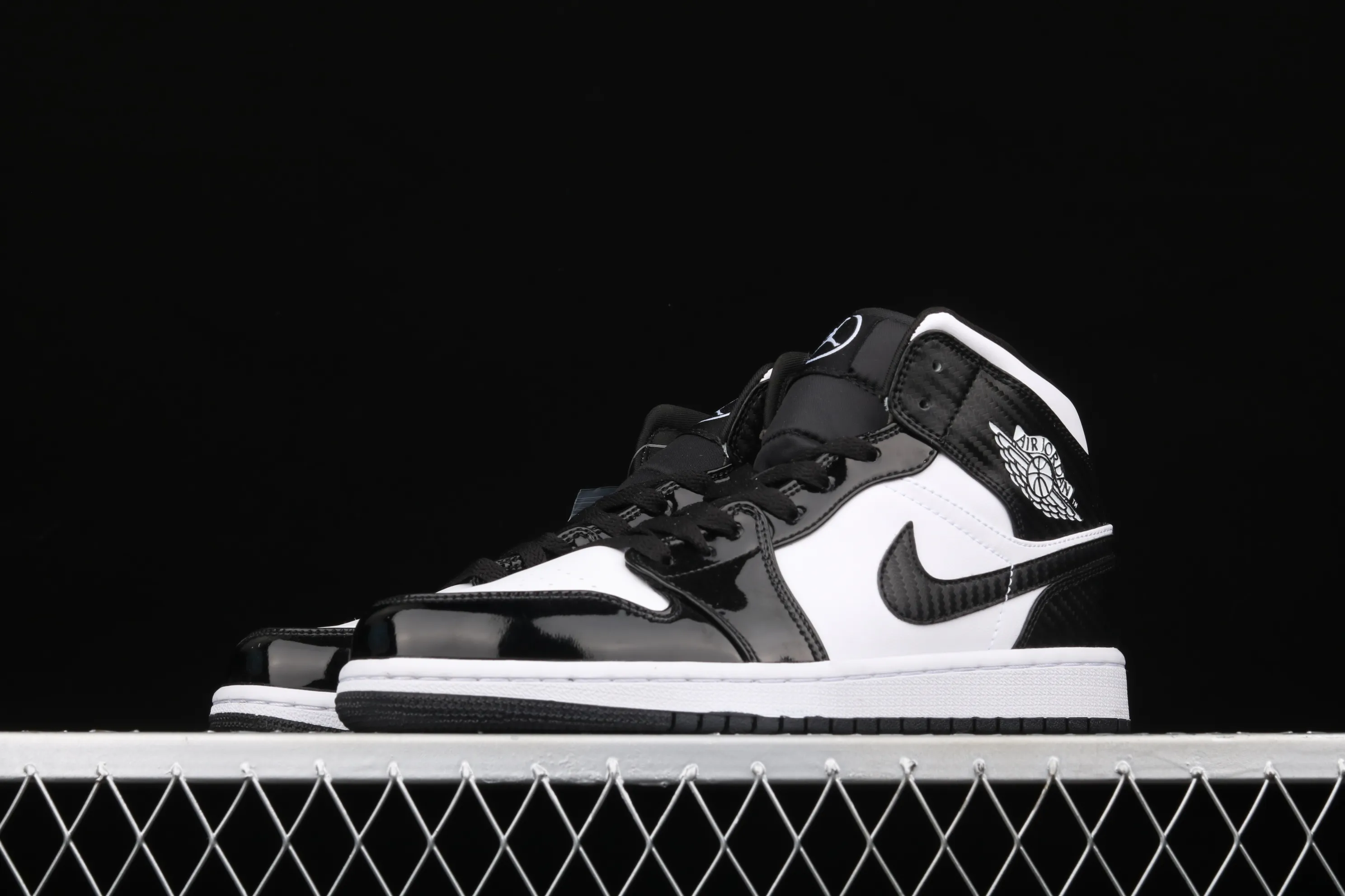 All Categories Air Jordan Jordan Series Basketball Shoes Air Jordan 1 Mid Air Jordan 1 Mid "All-Star" AJ1 Joe 1 China All-Star Black and White Patent Leather Mid-top Versatile Casual Sports Shoes DD1649-001